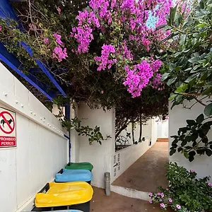 villa-marina-apartamentos.in-canary-islands.com/