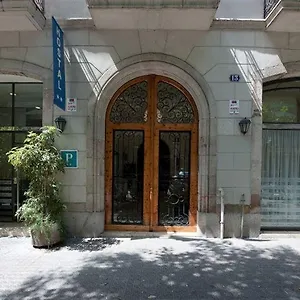 Centric Πανσιόν